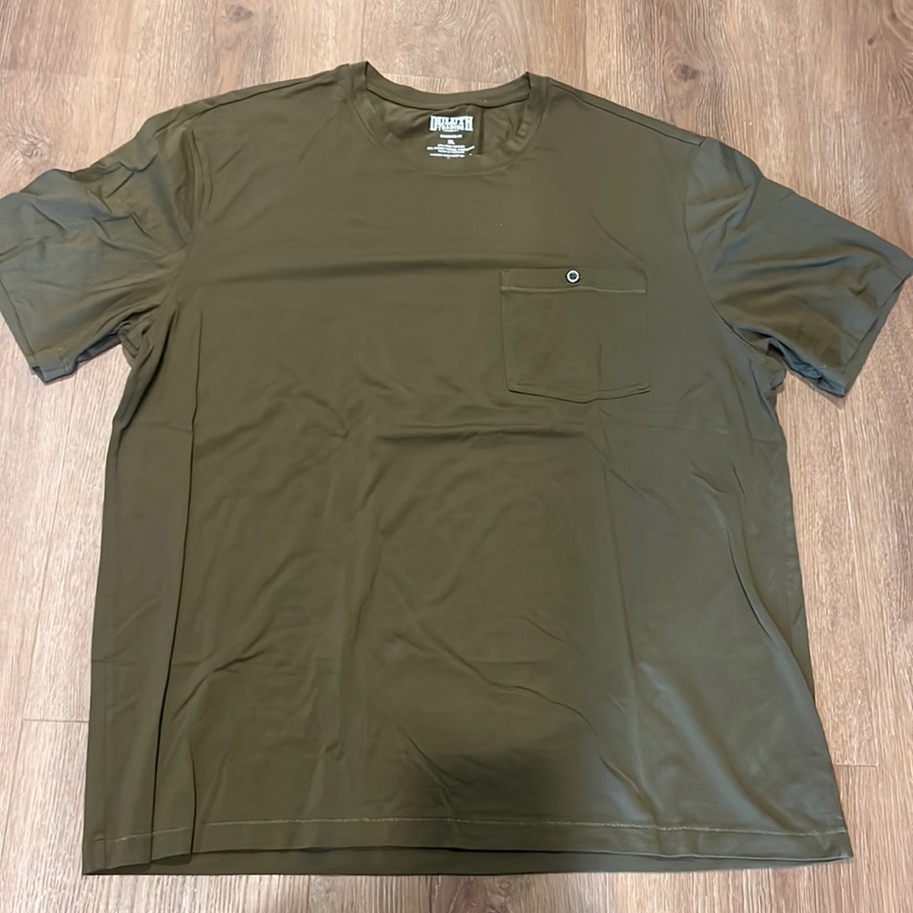 Duluth dang soft crew neck shirt with Pocket standard fit